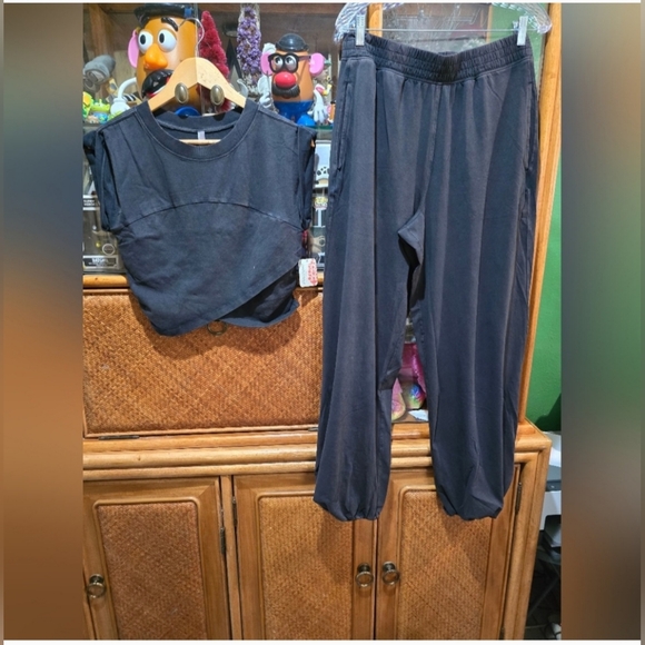 FP Movement Hot Shot Cross Over Set XS NWT - Picture 2 of 8